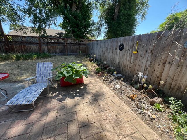 291 SE 7th Street, Madras, OR 97741