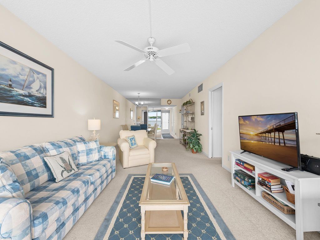Image 10 of property listing at 3100 S Ocean Boulevard 4140, Highland Beach, FL 33487