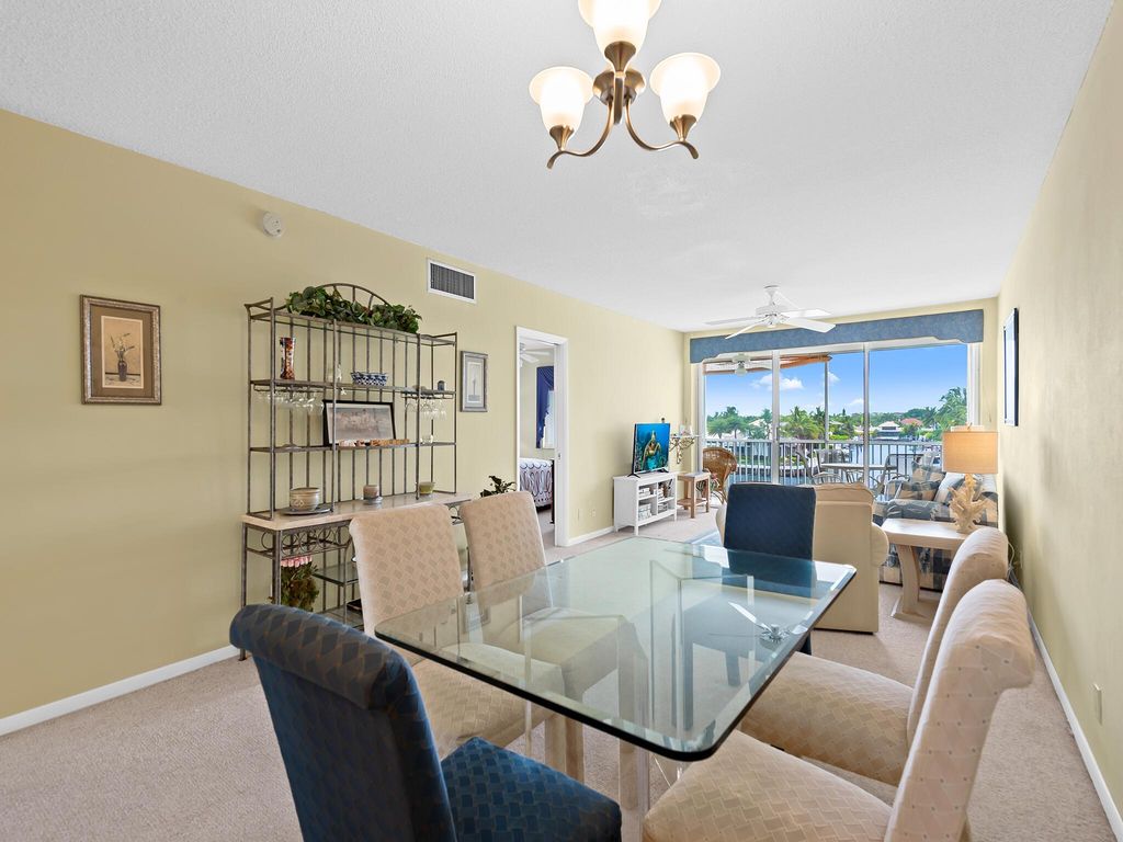 Image 6 of property listing at 3100 S Ocean Boulevard 4140, Highland Beach, FL 33487