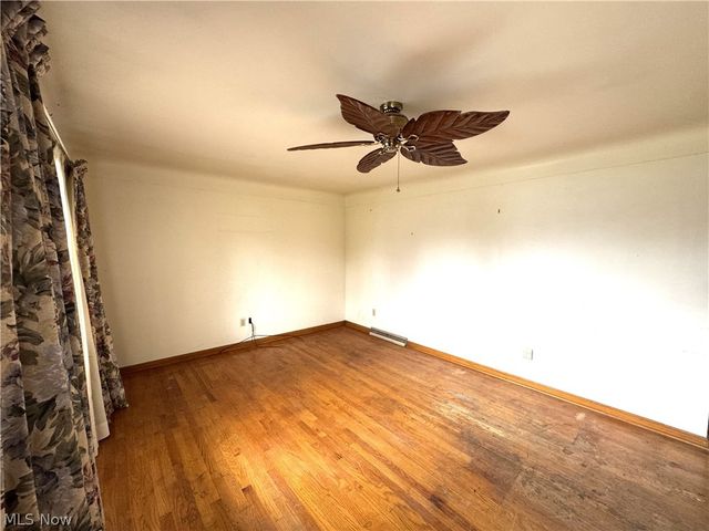 1180 Keefer Road, Girard, OH 44420