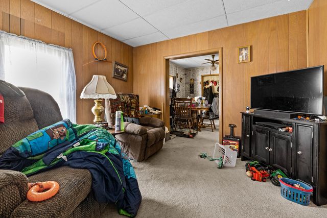 813 FILMORE Avenue, Council Bluffs, IA 51503