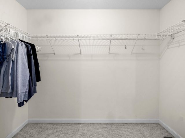 53 Lancaster Rd 10, Clinton, MA 01510