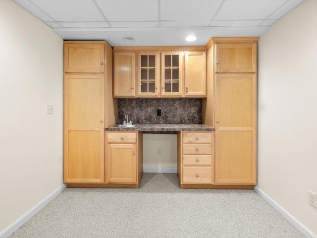 53 Lancaster Rd 10, Clinton, MA 01510