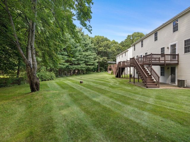 53 Lancaster Rd 10, Clinton, MA 01510