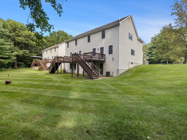 53 Lancaster Rd 10, Clinton, MA 01510