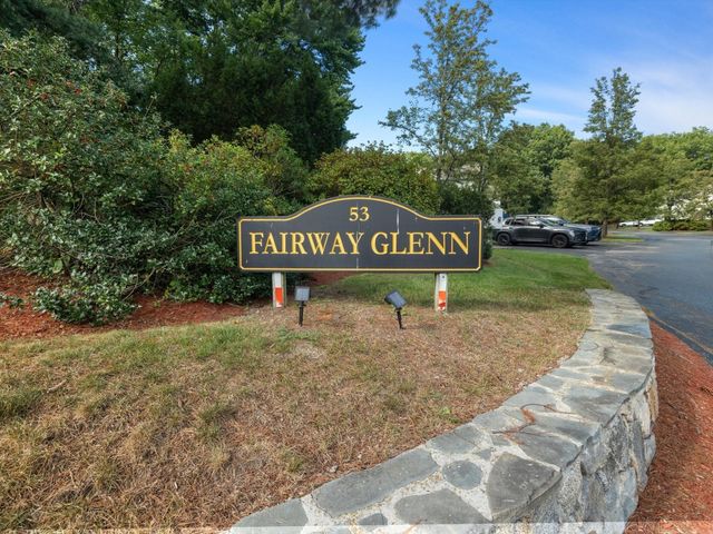 53 Lancaster Rd 10, Clinton, MA 01510