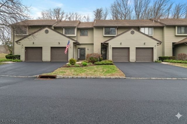 39 Oriole Ter, Hampton Twp., NJ 07860