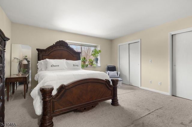 39 Oriole Ter, Hampton Twp., NJ 07860