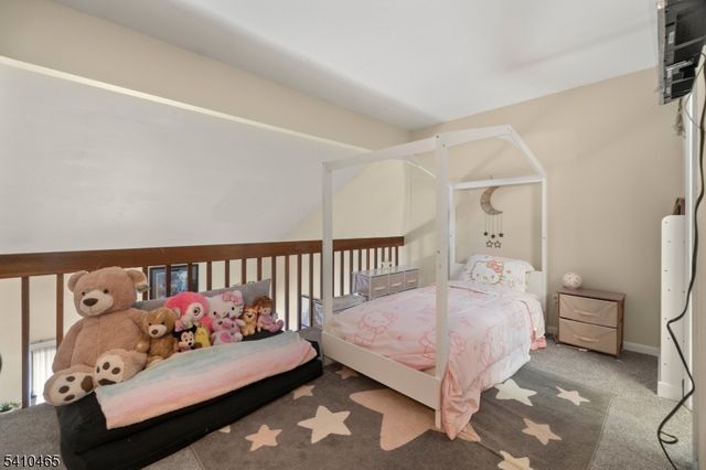 39 Oriole Ter, Hampton Twp., NJ 07860