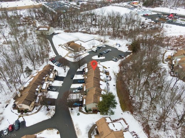 39 Oriole Ter, Hampton Twp., NJ 07860