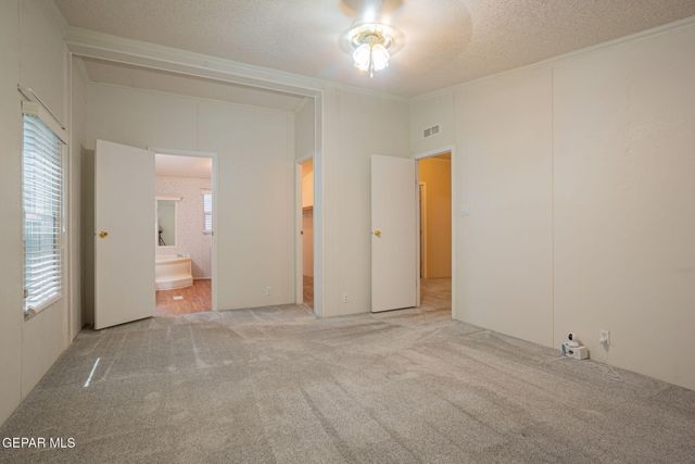 6111 SUN VALLEY Drive 121, El Paso, TX 79924