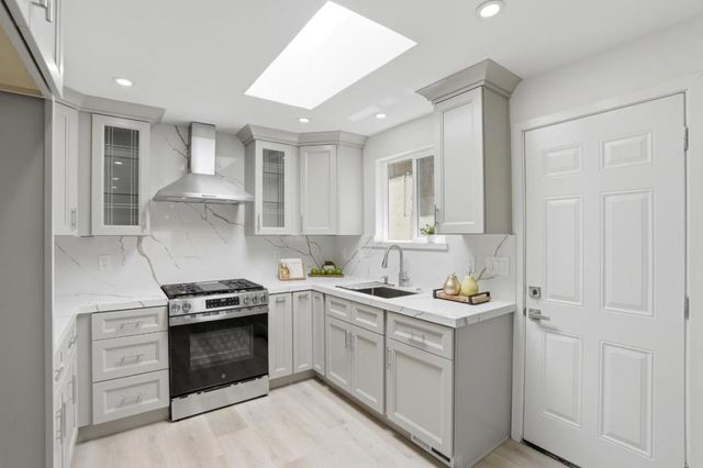247 Frankfort Street, Daly City, CA 94014