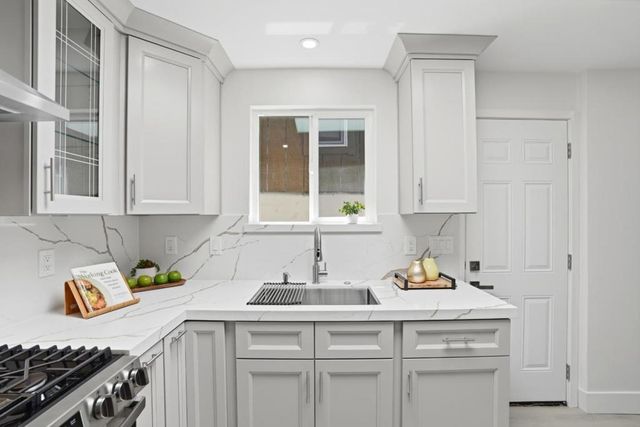 247 Frankfort Street, Daly City, CA 94014