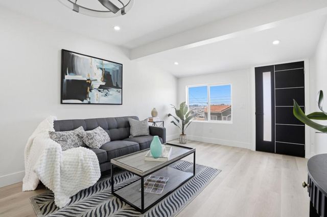 247 Frankfort Street, Daly City, CA 94014