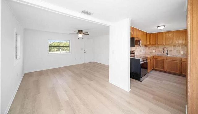 1520 Hunter Road, Okeechobee, FL 34974