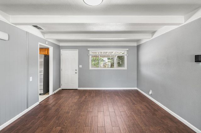 5625 Layton Dr, North Highlands, CA 95660