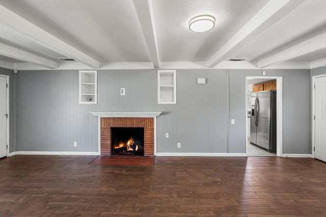 5625 Layton Dr, North Highlands, CA 95660