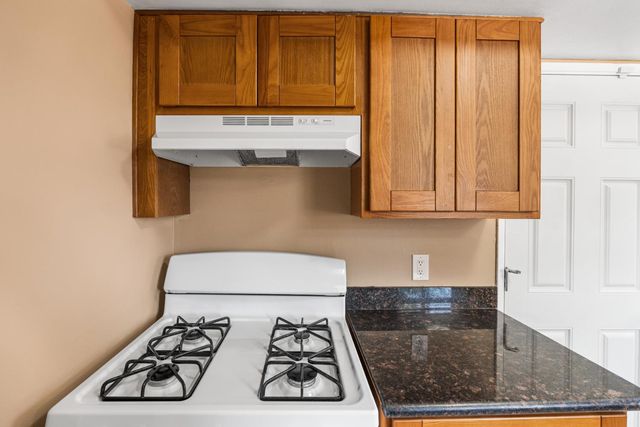 5625 Layton Dr, North Highlands, CA 95660