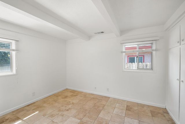 5625 Layton Dr, North Highlands, CA 95660