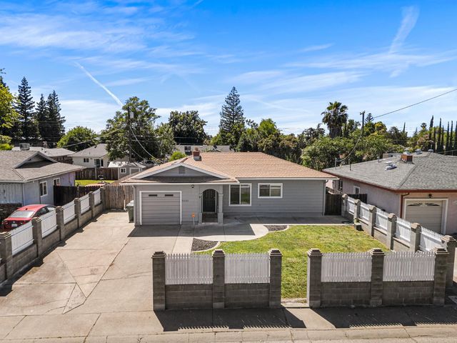 5625 Layton Dr, North Highlands, CA 95660