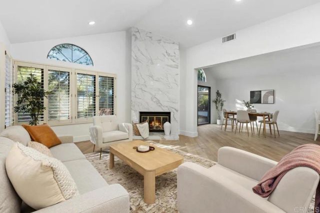 2533 Holly Valley Drive, Vista, CA 92084