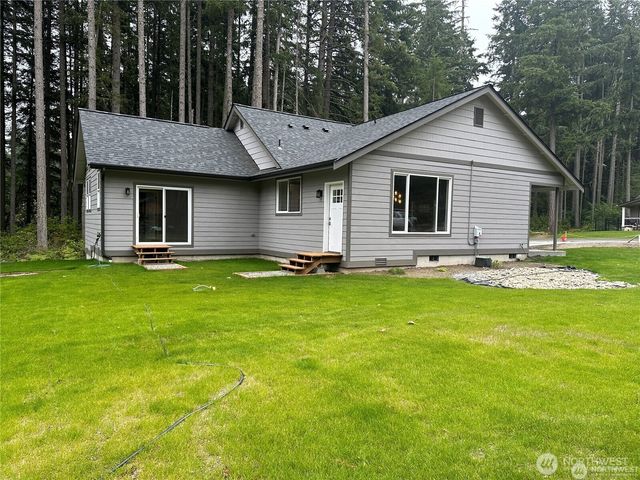 11813 Island Drive, Anderson Island, WA 98303