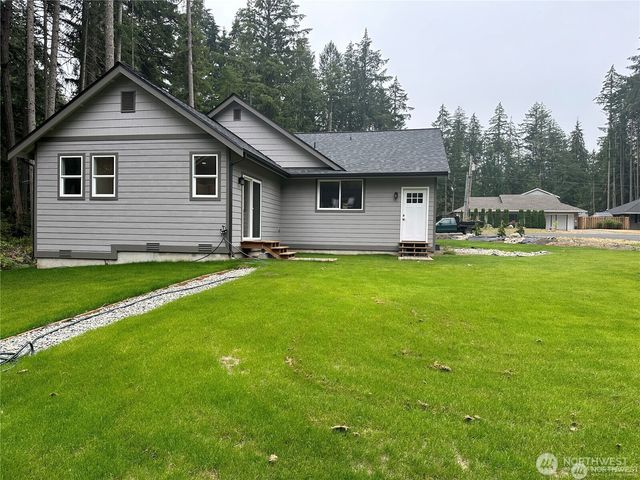 11813 Island Drive, Anderson Island, WA 98303