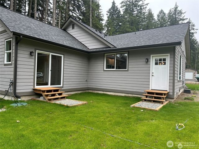 11813 Island Drive, Anderson Island, WA 98303