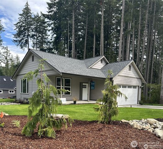 11813 Island Drive, Anderson Island, WA 98303
