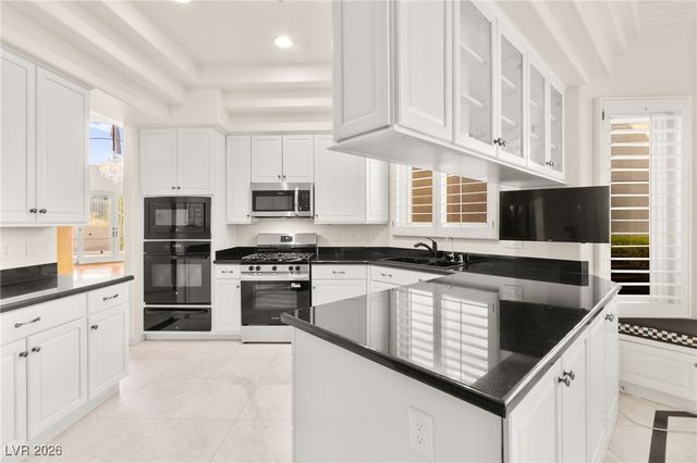 409 Indigo Springs Street, Henderson, NV 89014