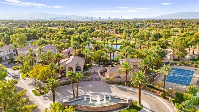 409 Indigo Springs Street, Henderson, NV 89014