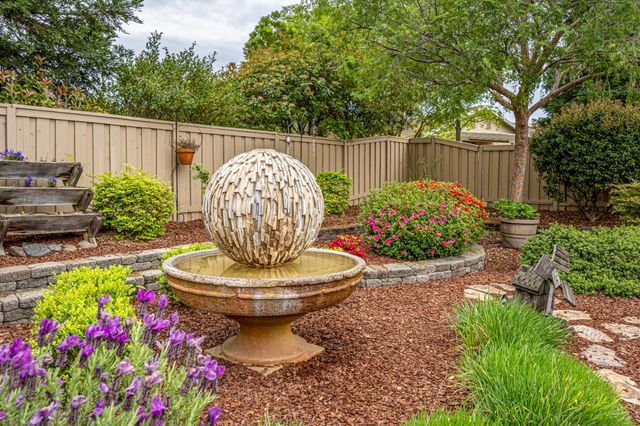 203 Harper Ct, Lincoln, CA 95648