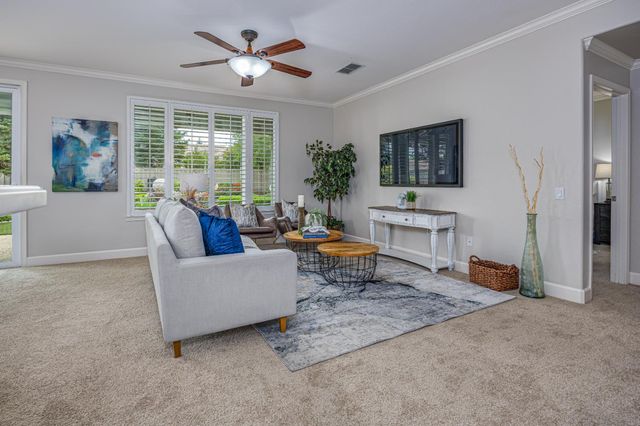 203 Harper Ct, Lincoln, CA 95648