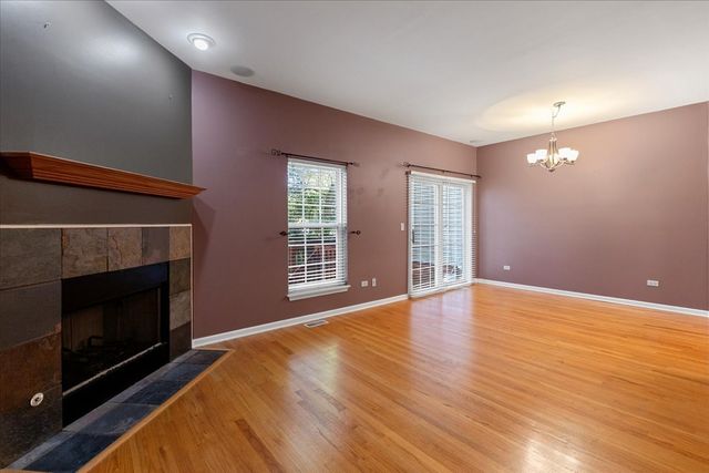 3817 N Milwaukee Avenue D, Chicago, IL 60641