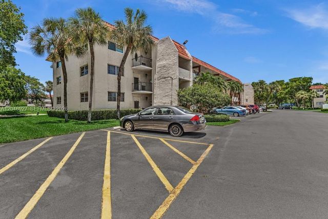 671 S Hollybrook Drive 209, Pembroke Pines, FL 33025