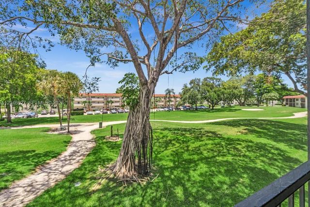 671 S Hollybrook Drive 209, Pembroke Pines, FL 33025