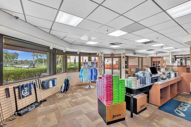 671 S Hollybrook Drive 209, Pembroke Pines, FL 33025