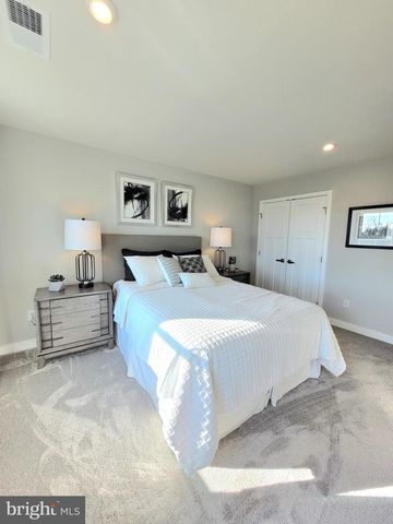 830 FOUNTAIN TRL, Kennett Square, PA 19348