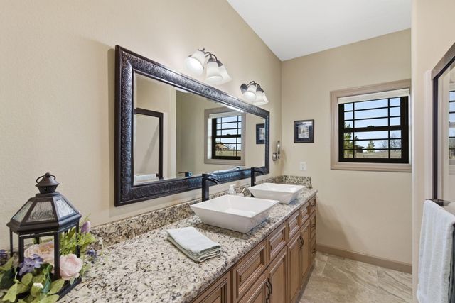 815 Forest View, Saddlebrooke, MO 65630