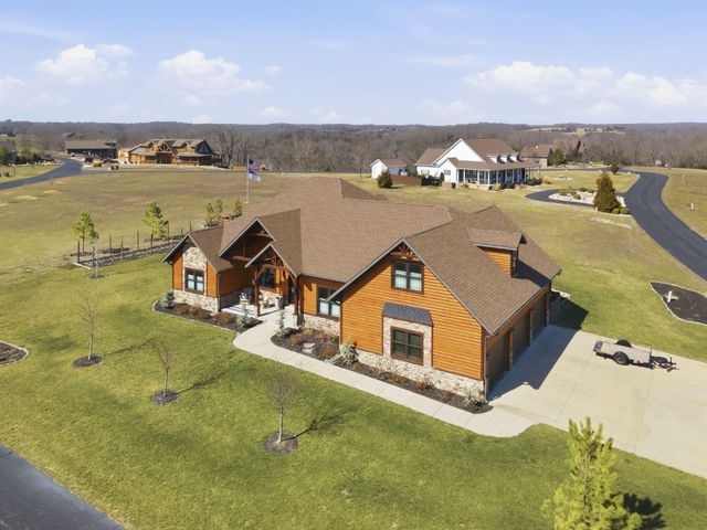 815 Forest View, Saddlebrooke, MO 65630