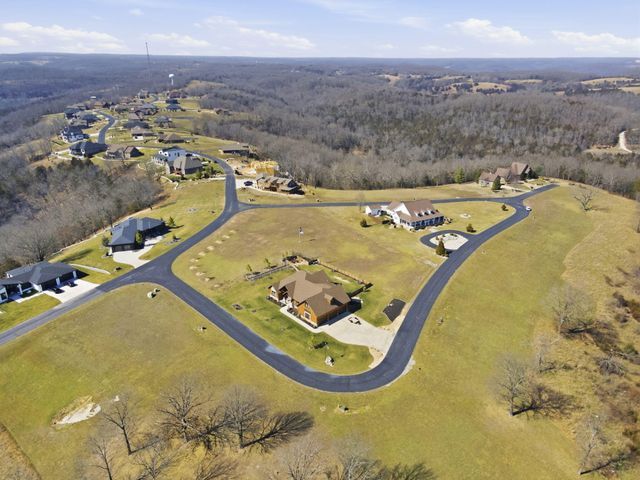 815 Forest View, Saddlebrooke, MO 65630