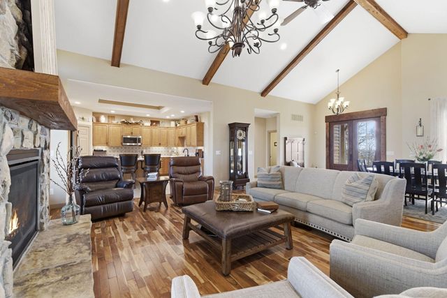 815 Forest View, Saddlebrooke, MO 65630