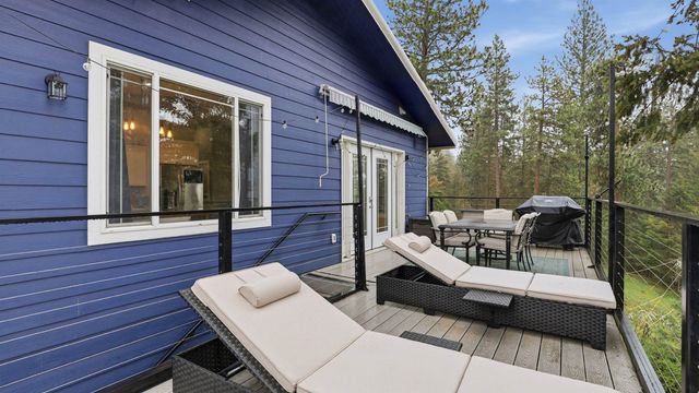 13118 NE Newman Lake Rd, Newman Lake, WA 99025