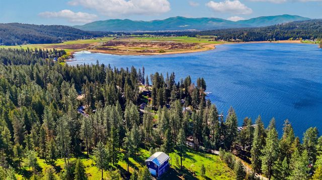 13118 NE Newman Lake Rd, Newman Lake, WA 99025