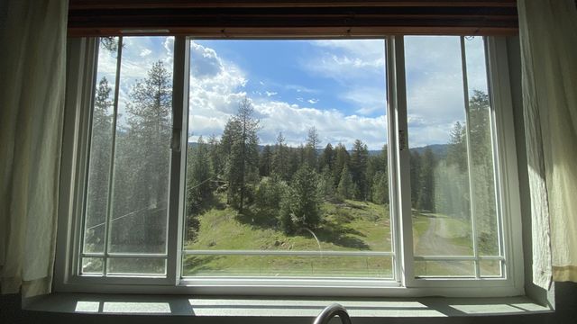 13118 NE Newman Lake Rd, Newman Lake, WA 99025