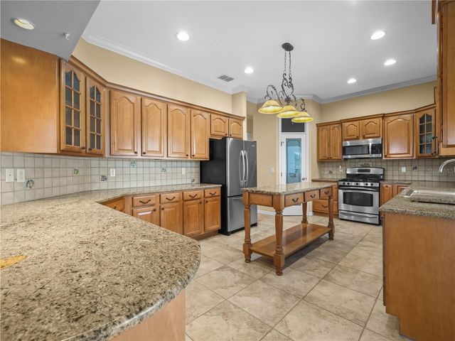 3611 N FORBES ROAD, Plant City, FL 33565