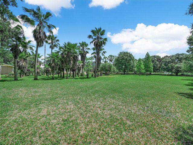 3611 N FORBES ROAD, Plant City, FL 33565