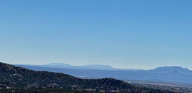 7 W Longview, Santa Fe, NM 87505