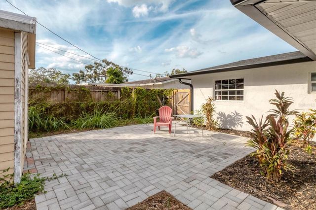 4970 BROOKMEADE DRIVE, Sarasota, FL 34232