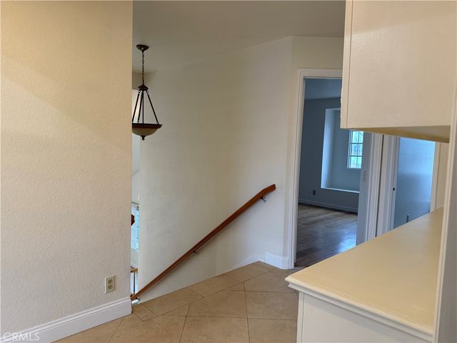 2421 Mangular, Corona, CA 92882